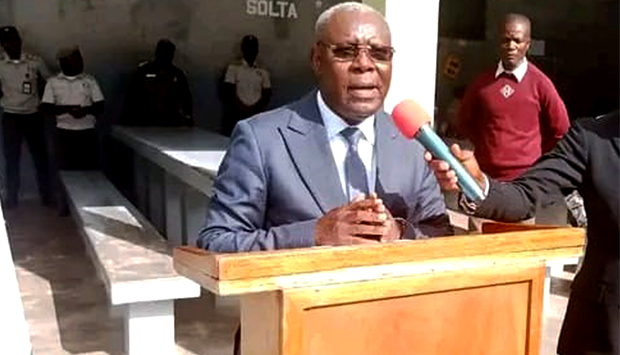 PRESIDENTE DO TRIBUNAL DO HUAMBO PREOCUPADO COM SUPERLOTAÇÃO DAS CADEIAS
