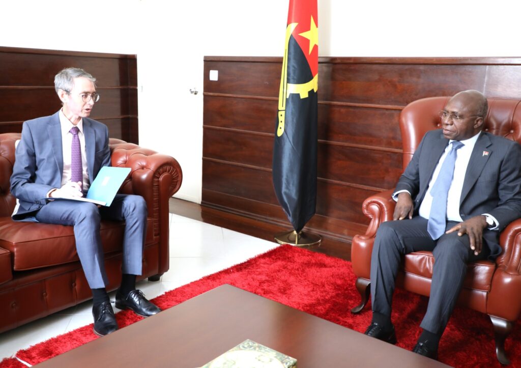 ANGOLA E OS EUA PASSAM EM REVISTA COOPERAÇÃO BILATERAL