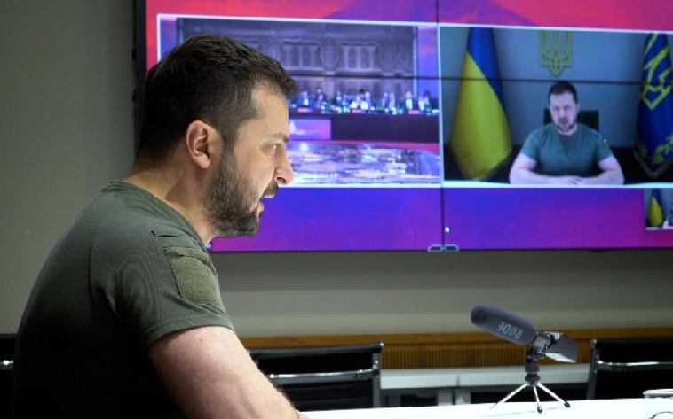 ZELENSKY ALERTA PARA OFENSIVA RUSSA EM GRANDE ESCALA