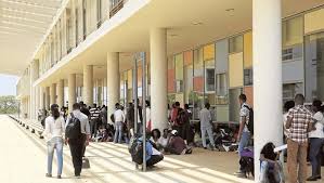 UAN PROMOVE FEIRA DE EMPREGO PARA ESTUDANTES
