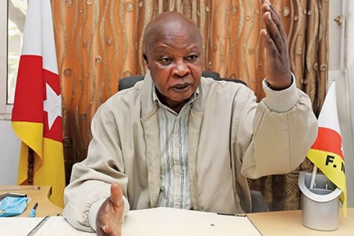 MEMBROS DO COMITÉ CENTRAL DA FNLA PONDERAM SANÇÕES CONTRA NIMI A SIMBI