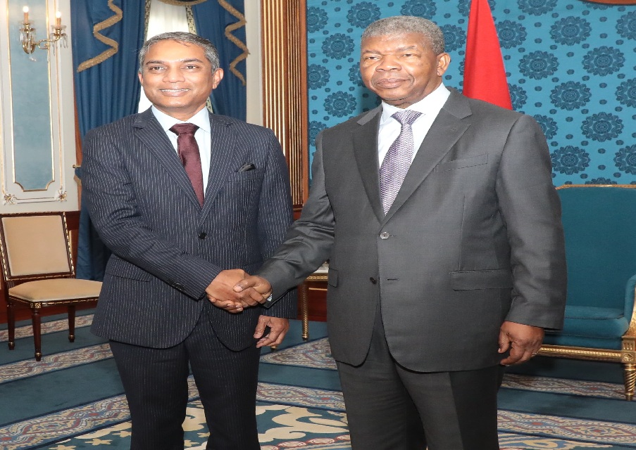 PRESIDENTE JOÃO LOURENÇO RECEBE EMPRESÁRIO DO GRUPO JIH GLOBAL