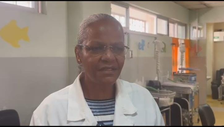 HOSPITAL DAVID BERNARDINO ACOMPANHA CASO CLÍNICO COMPLEXO DE GÉMEOS SIAMESES