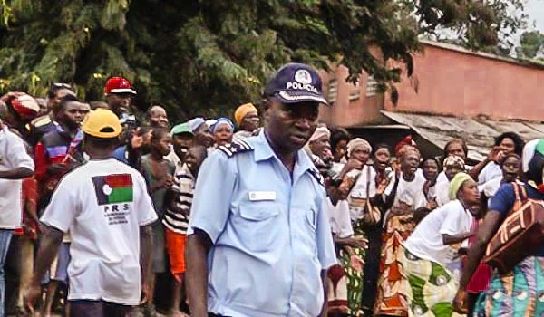 AUTORIDADES COLOCAM EM LIBERDADE SEGURANÇAS DA EMPRESA MUAPI DIAMOND ACUSADOS DE ASSASSINAR HOMEM DE 59 ANOS EM ÁREA DE EXPLORAÇÃO DE DIAMANTES