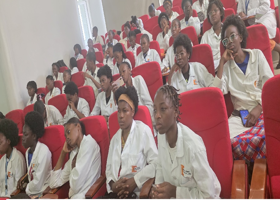 ESPECIALIZAÇÃO PÓS-MÉDIA CONSIDERADA “HISTÓRICA” PARA ENFERMAGEM EM ANGOLA