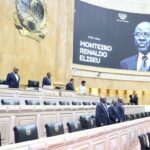 PARLAMENTO HOMENAGEIA VÍTIMAS DAS CHEIAS E DEPUTADOS FALECIDOS