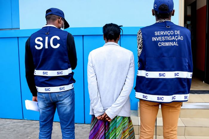 SIC DETÉM CURANDEIRA SUSPEITA DE CAUSAR MORTE EM DUAS IDOSAS